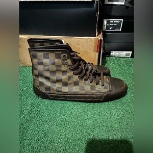 Lv high top shoes size 11.5